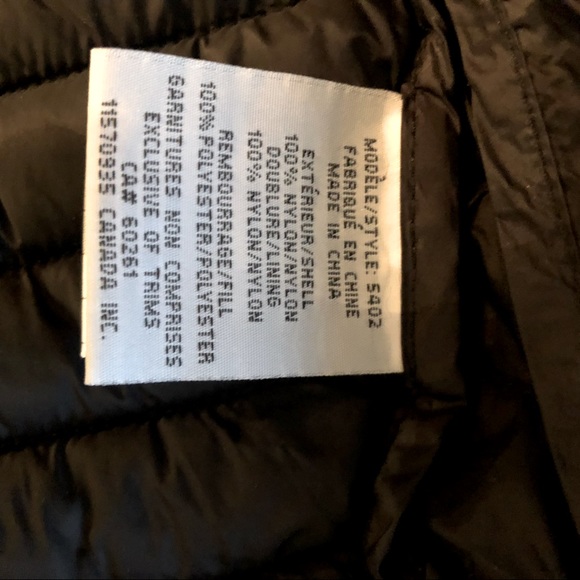 Ladies fitted jacket. Size small. Perfect for spring/fall. Never worn! - Picture 5 of 7